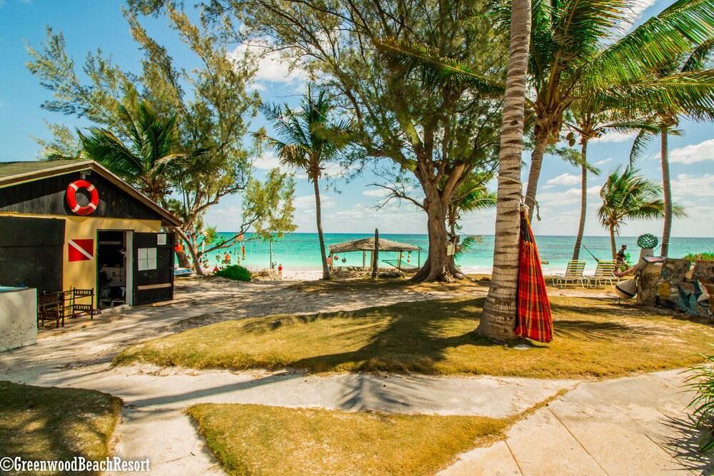 Greenwood Beach Resort Bailey Town  Bagian luar foto